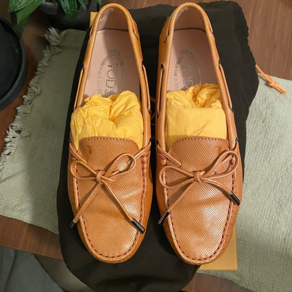 Tod’s Heaven N. Lacetto Loafers